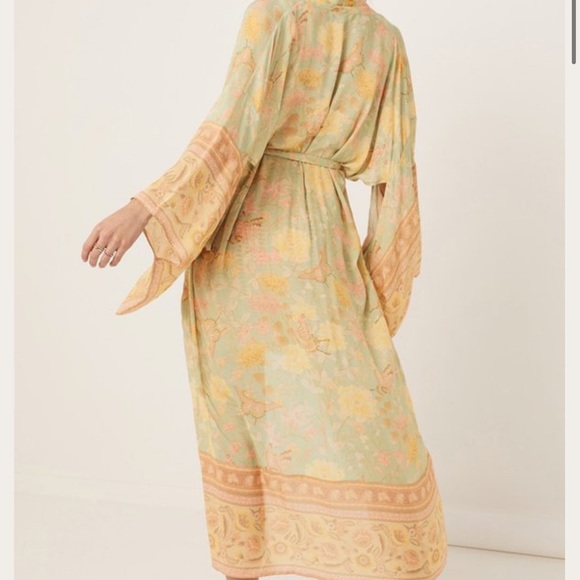 Lena Vie Butterfly Gardens Viscose + Cotton Kimono In Soft Petal Print, Sash Tie - Picture 11 of 15